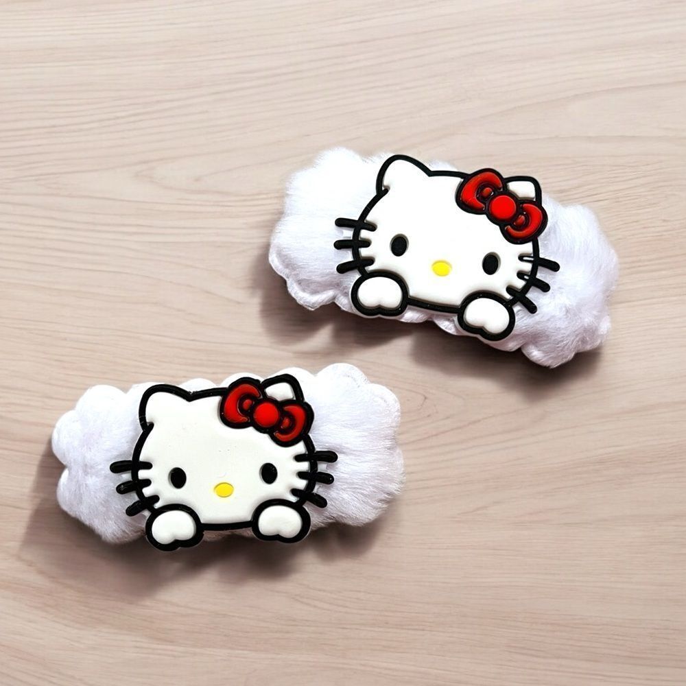🤯5/$25🤯 Hello Kitty White Furry Hair Clips Set Of 2